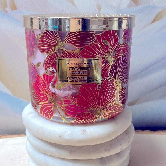 Bath & Body Works Accents Bath Body Works Strawberry Daiquiri 3wick